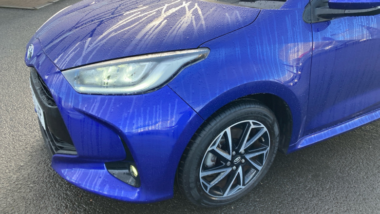 Toyota Yaris 1.5 Hybrid Design 5dr CVT Hybrid Hatchback